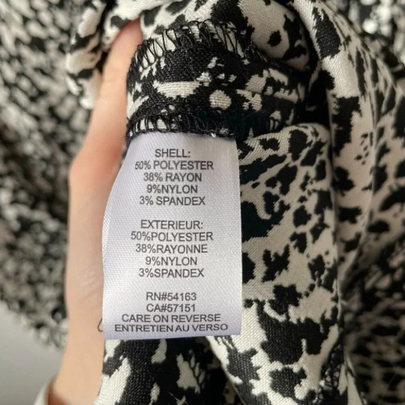 Calvin Klein Ruffle V Neck Sheath Dress Black White Dot Sz 8 - Picture 7 of 8